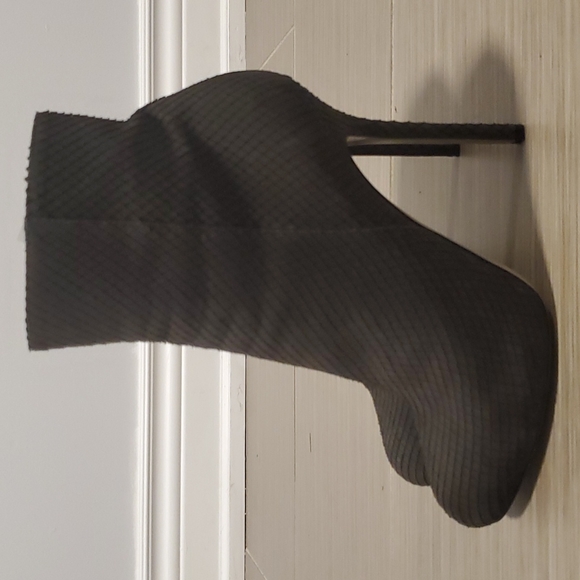 Sergio Rossi Black Booties Size 8 - Picture 2 of 10